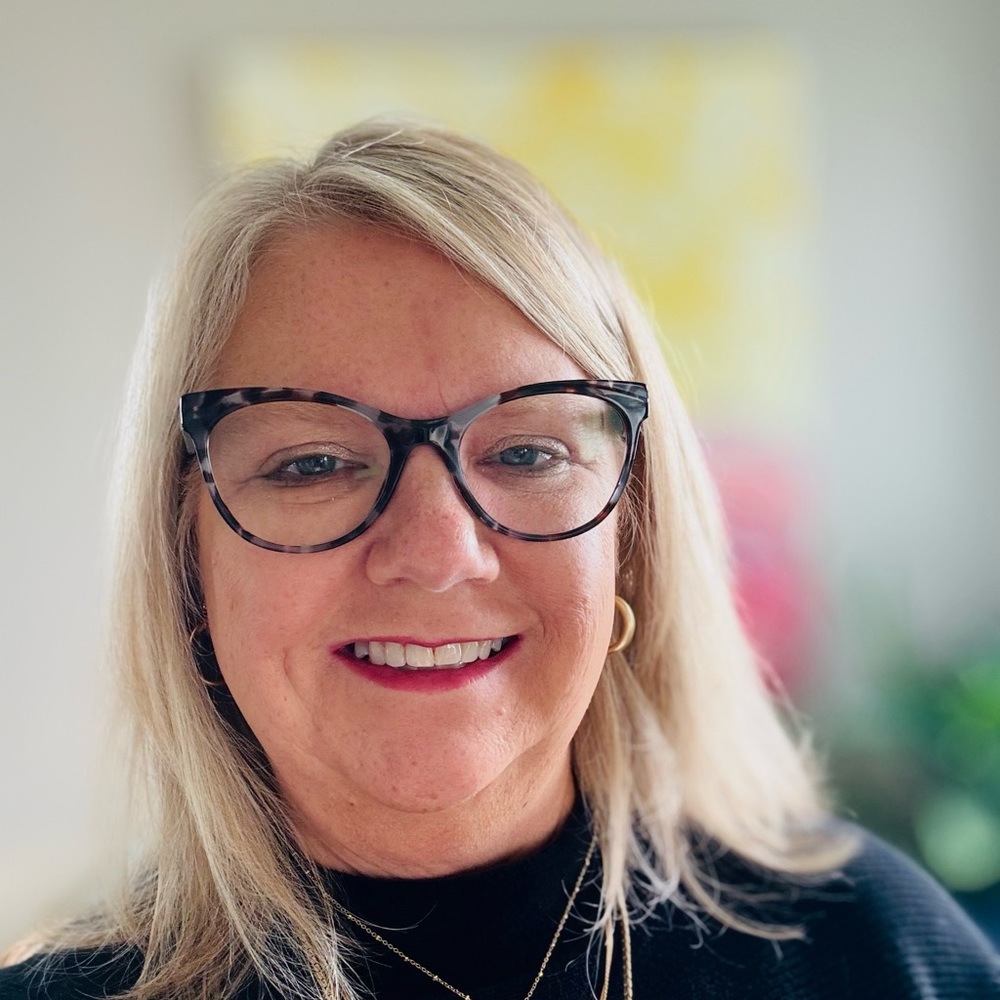 Meet your Posher, Julie